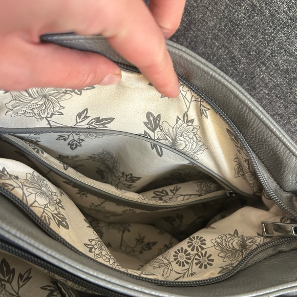 Vegan leather backpack, like new - Picture 8 of 16